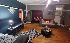 Karoo Refresh Cheerful 2 Bedroom House